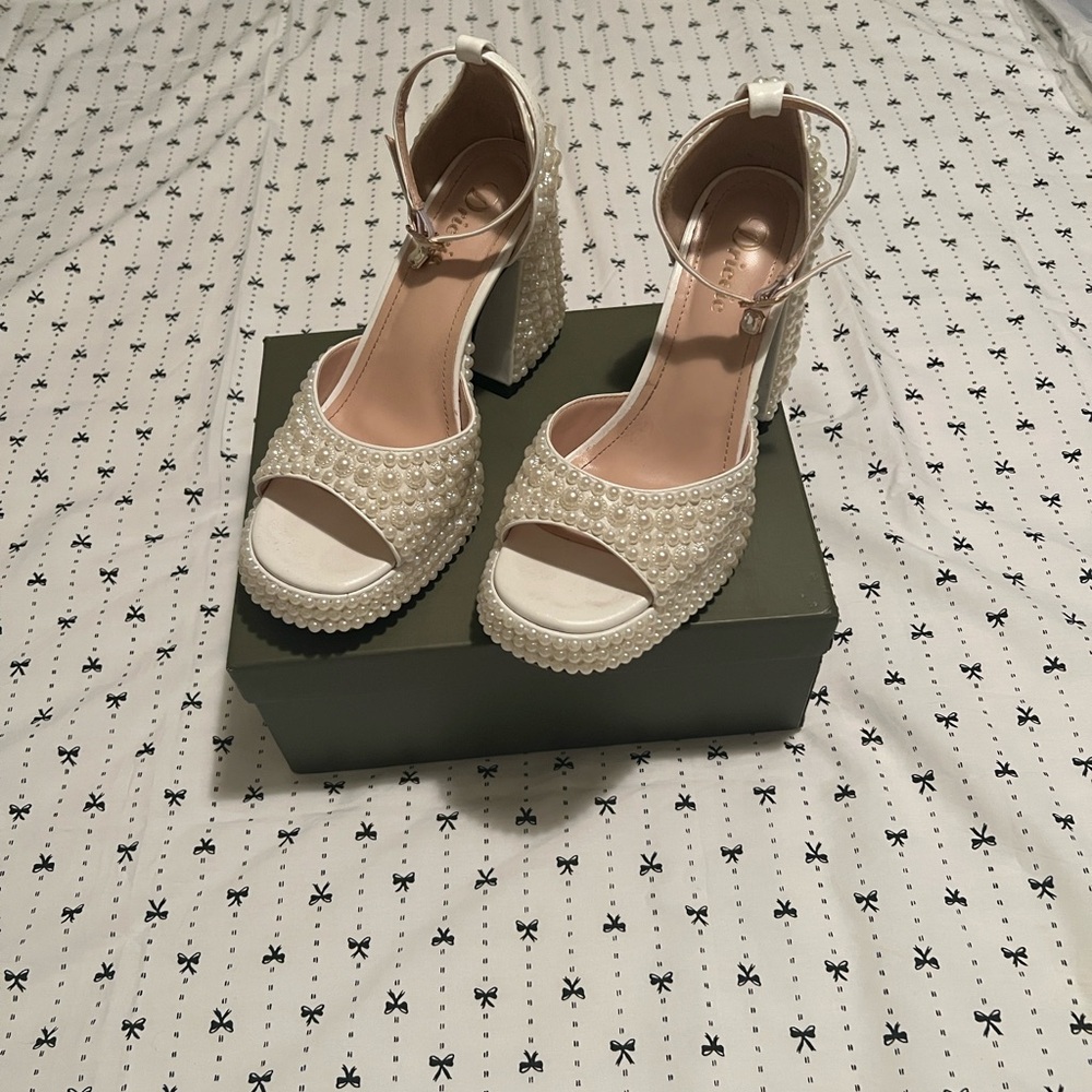 Pearl Embellished White Platform Sandals with Ankle Strap - Picture 8 of 8